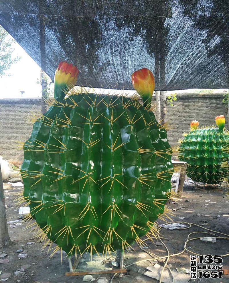 公園擺放玻璃鋼仿真仙人掌雕塑 公園擺放玻璃鋼仿真仙人掌雕塑