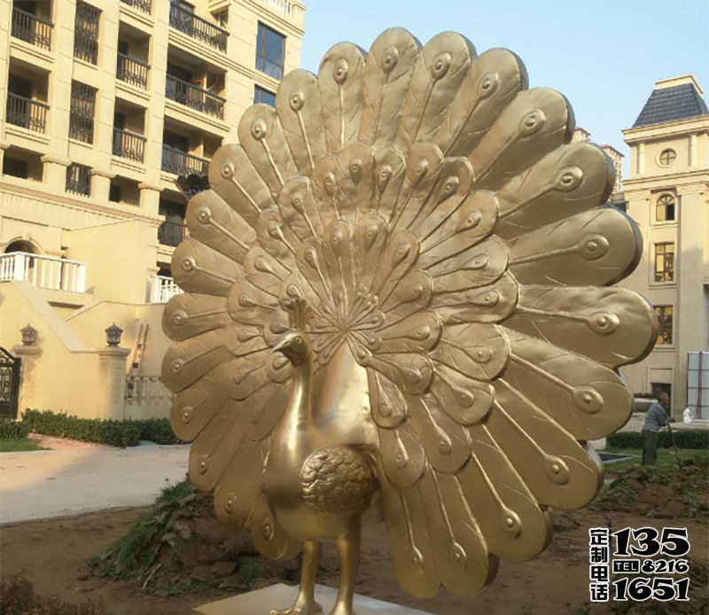 景區大型玻璃鋼仿銅孔雀雕塑 景區大型玻璃鋼仿銅孔雀雕塑