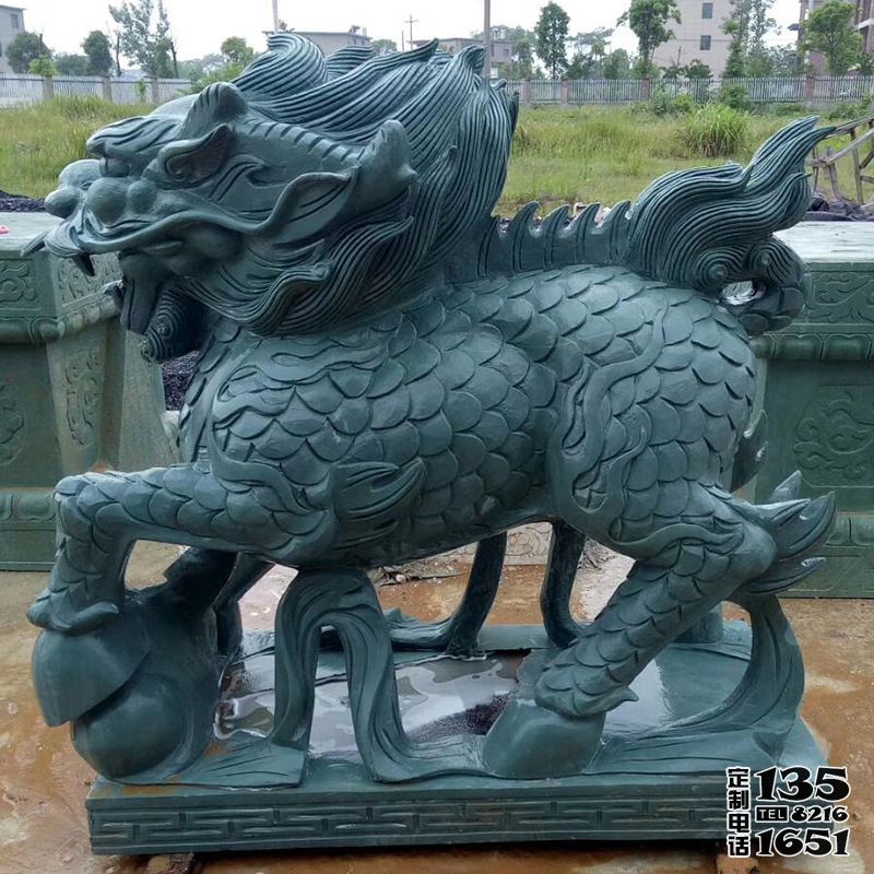 景區(qū)玻璃鋼仿古動(dòng)物神獸麒麟雕塑 景區(qū)玻璃鋼仿古動(dòng)物神獸麒麟雕塑